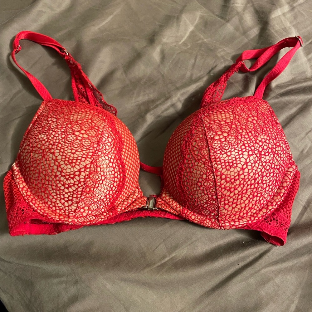 Victoria’s Secret Bombshell Push Up Bra